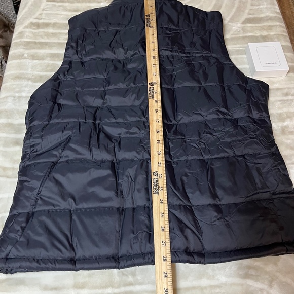Battery Powered Heated Vest - Size L Comes With Battery - Picture 5 of 9